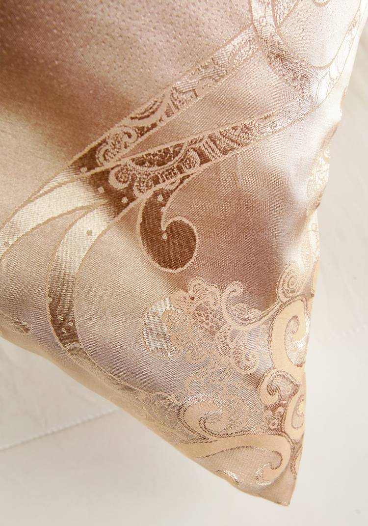 Наволочка Жаккард - люкс шир.  750, рис. 28