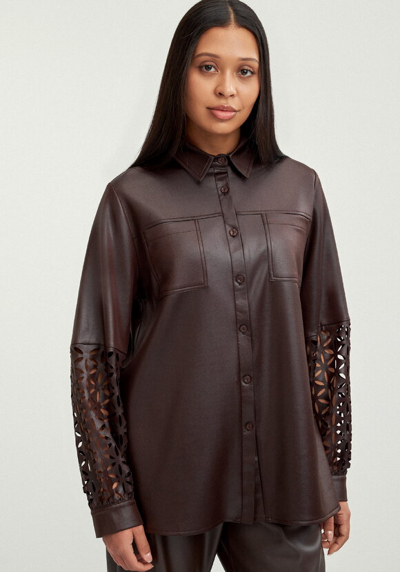 Блуза с перфорацией на рукавах шир.  580, рис. 11