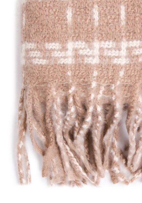 Палантин Маргарита шир.  580, рис. 6