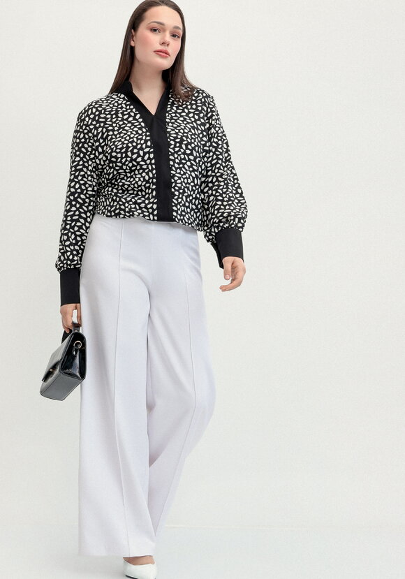 Рубашка с контрастными вставками шир.  580, рис. 15