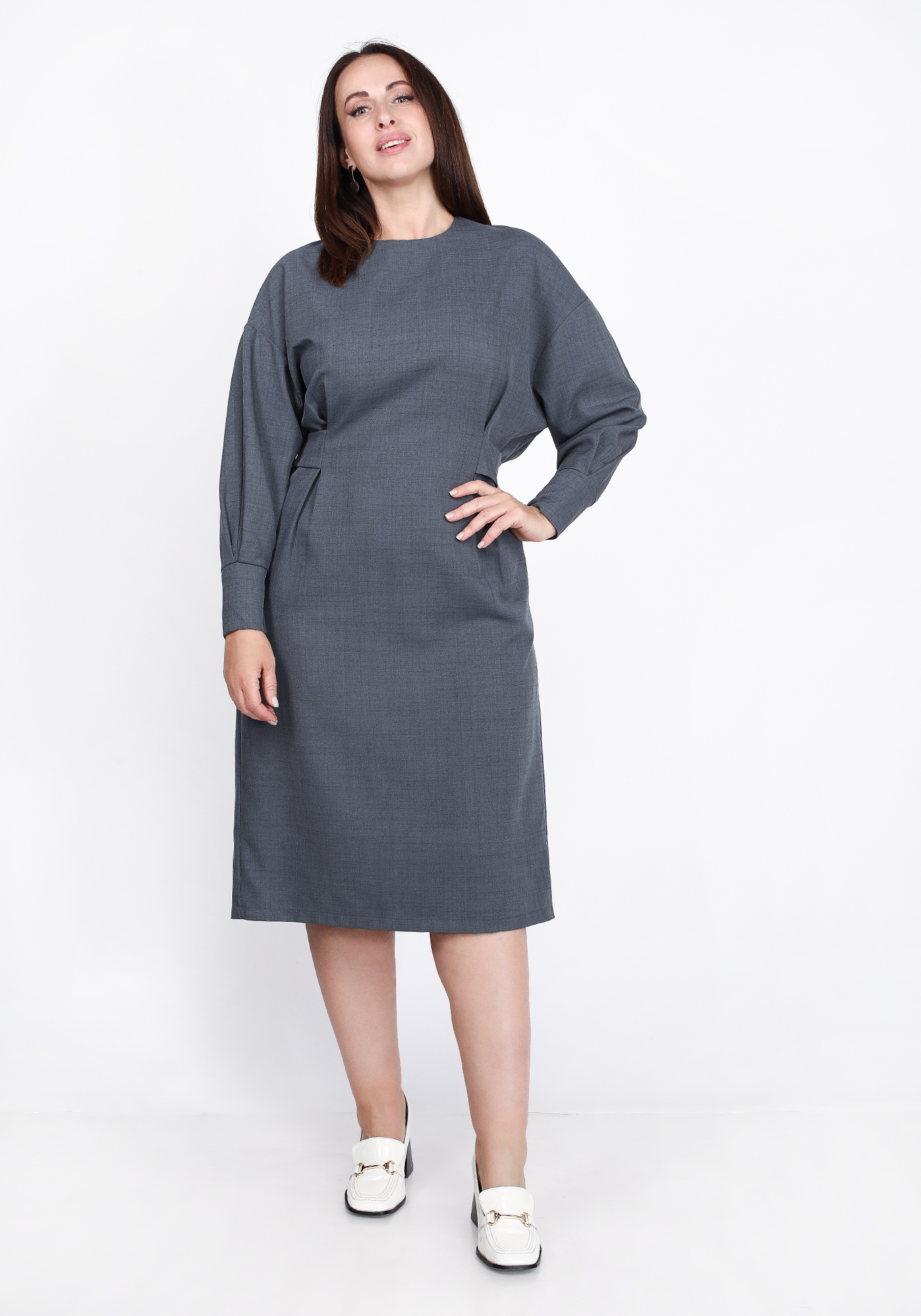 Платье с поясом и манжетами 1699₽