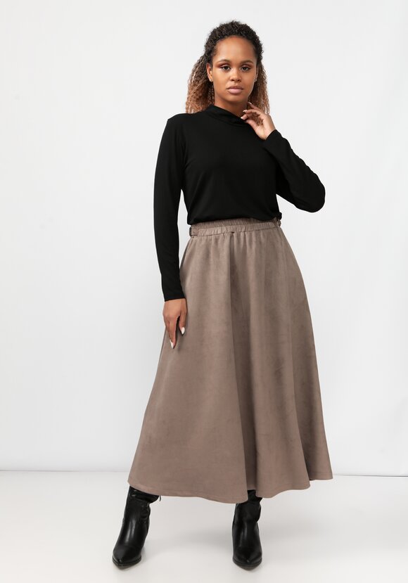 Юбка из экозамши А-силуэта шир.  580, рис. 12