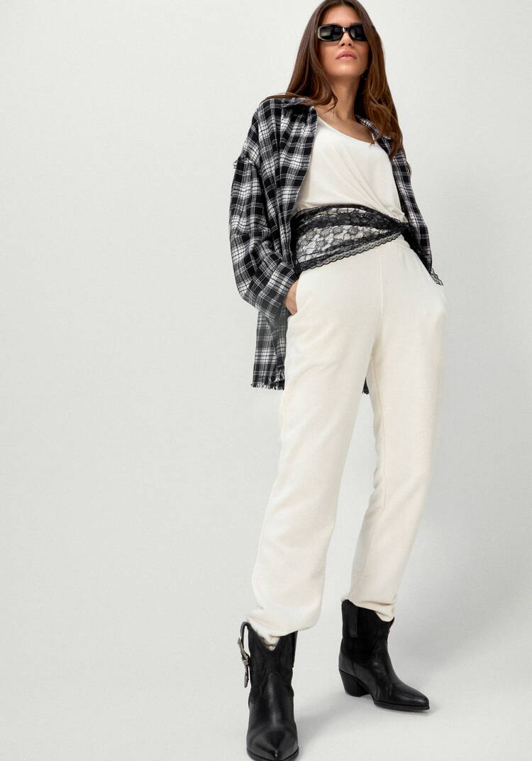 Брюки джоггеры с карманами на резинке шир.  750, рис. 6