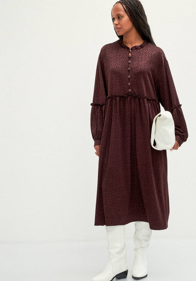 Платье свободного кроя с кокеткой шир.  750, рис. 16