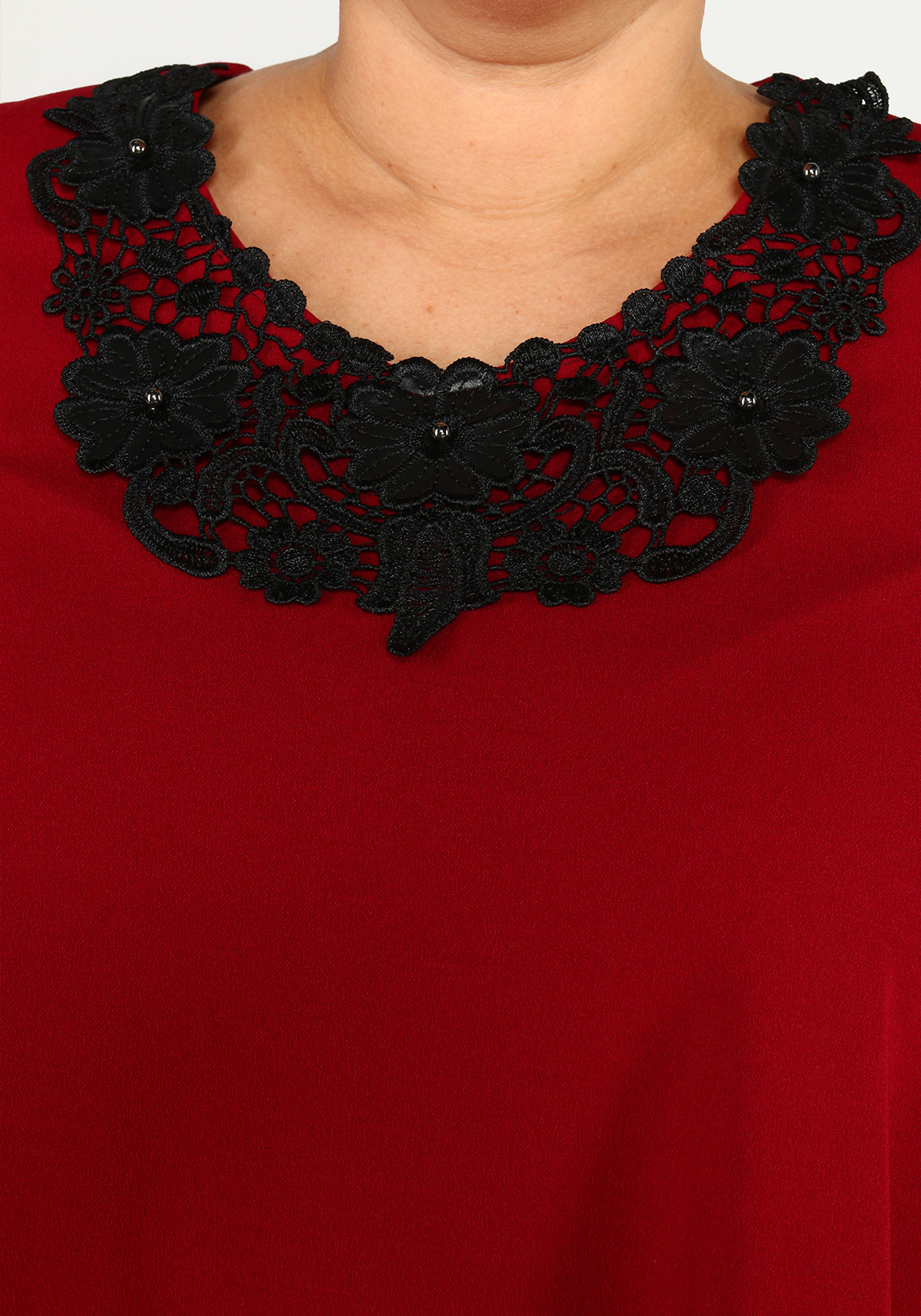 Платье свободное с аппликацией Bianka Modeno, размер 48, цвет красный - фото 4