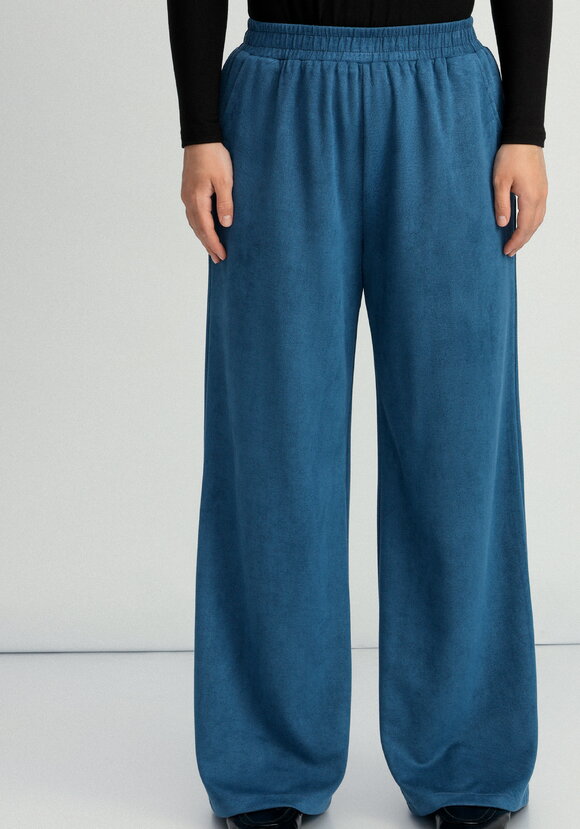 Костюм свободного кроя шир.  580, рис. 14