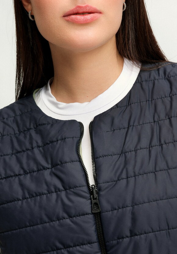 Жилет двухсторонний на молнии шир.  580, рис. 22