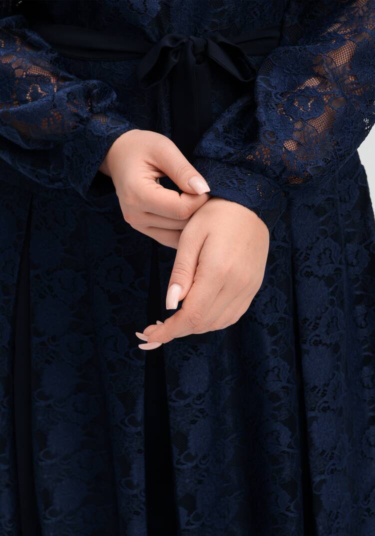 Платье с комбинированными складками на юбке шир.  750, рис. 17