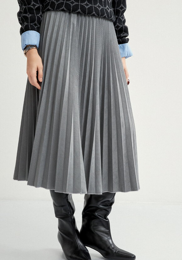 Юбка плиссированная на резинке трикотажная шир.  580, рис. 10