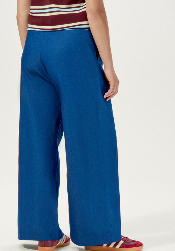 Брюки свободные с декоративной резинкой шир.  580, рис. 12