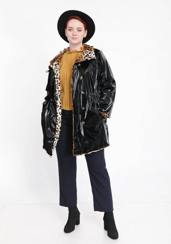 Куртка с анималистическим принтом шир.  580, рис. 1