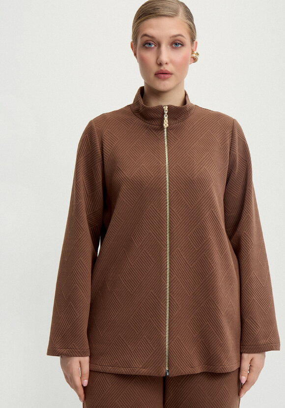 Кардиган на молнии с фактурным принтом шир.  580, рис. 10