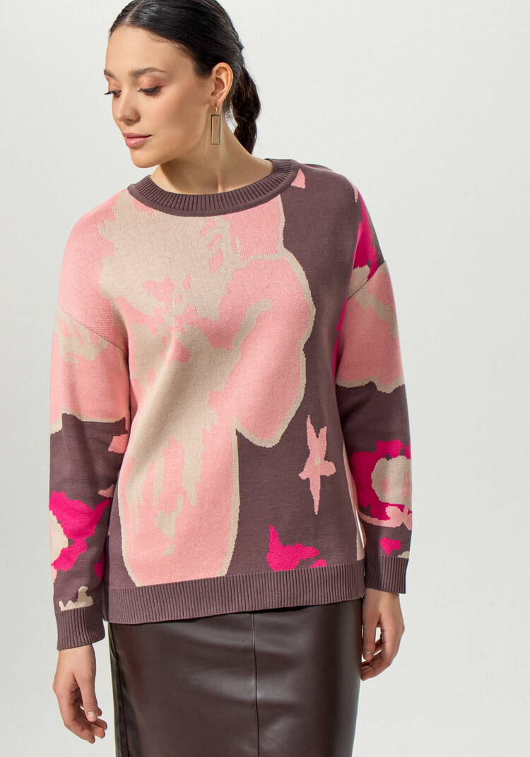 Джемпер с крупным цветочным орнаментом шир.  750, рис. 12