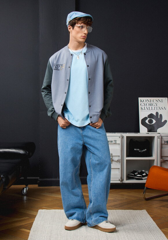 Бомбер с застежкой на кнопки шир.  580, рис. 15