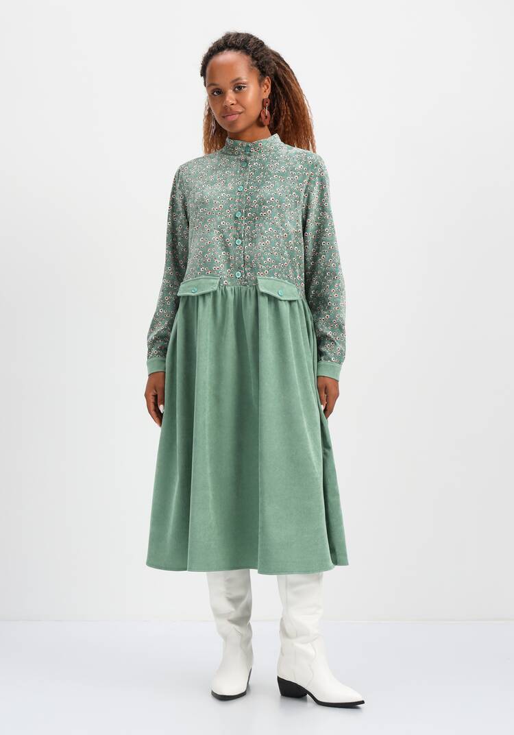 Платье комбинированное с воротником-стойкой шир.  750, рис. 28