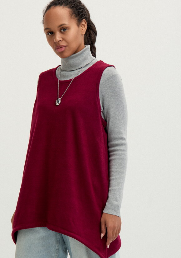 Жилет на кулиске по низу шир.  580, рис. 15