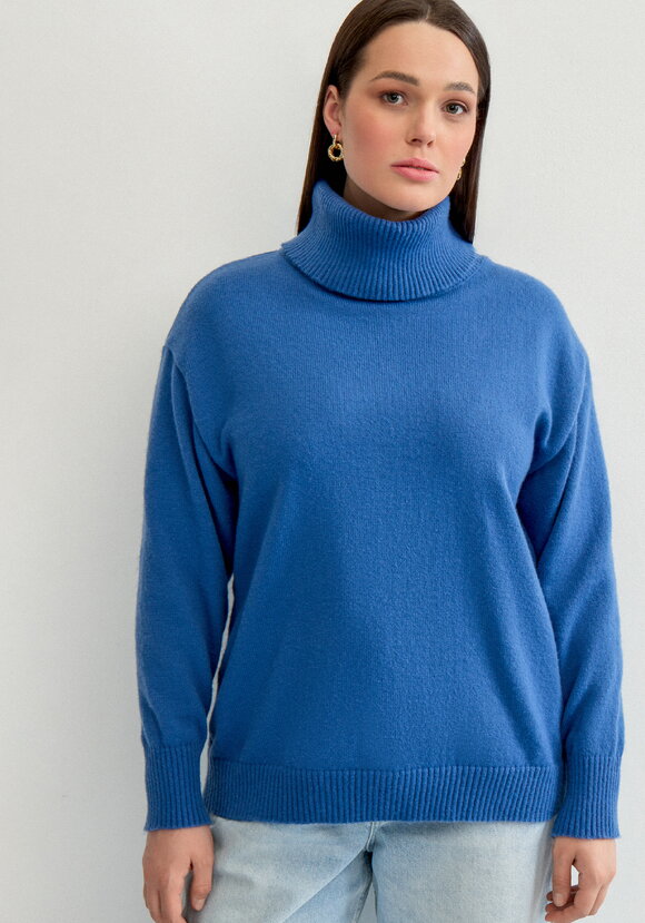 Свитер с объемным воротом шир.  580, рис. 27