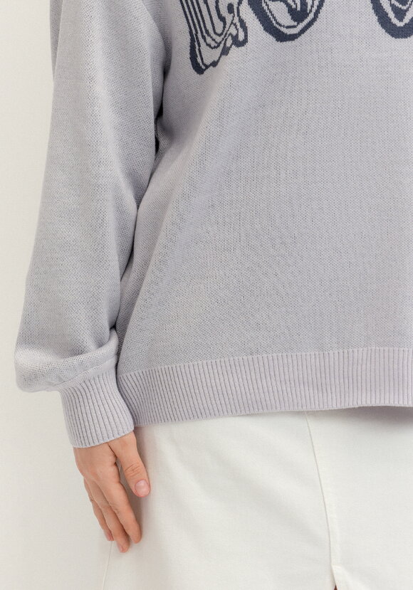 Джемпер с жаккардовой надписью шир.  580, рис. 21