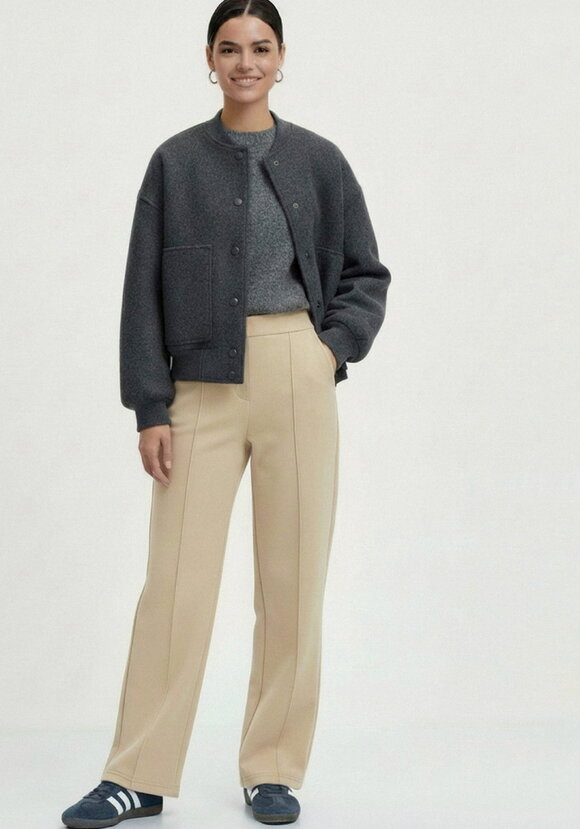 Брюки прямые cо стрелками шир.  580, рис. 17