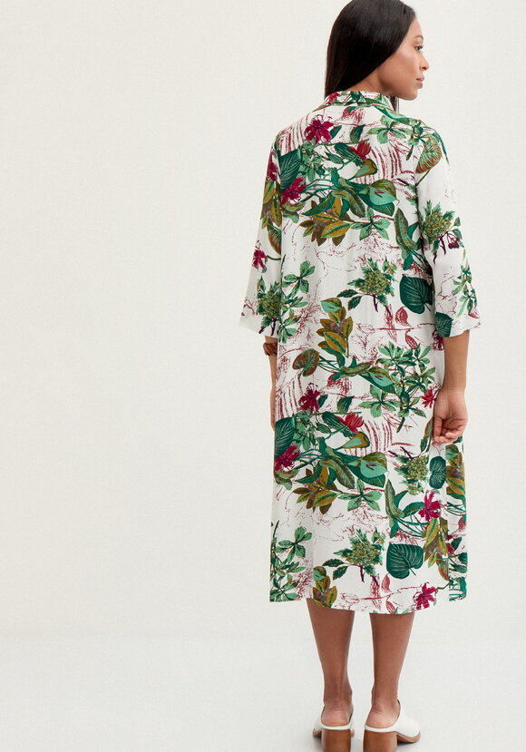 Платье рубашка с тропическим принтом шир.  580, рис. 11