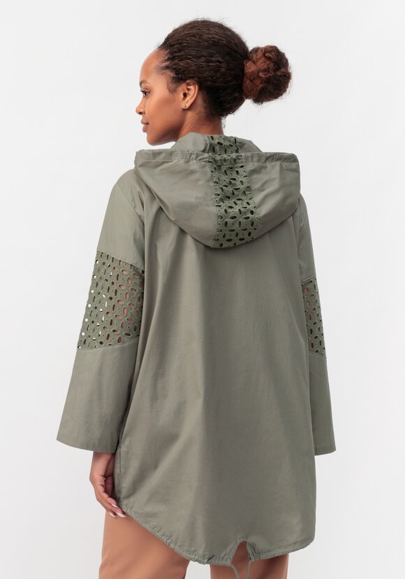 Пыльник Кассандра шир.  580, рис. 3