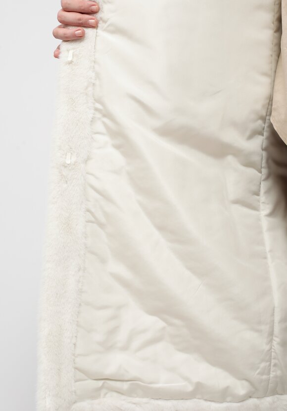 Шуба с леопардовым воротником шир.  580, рис. 22