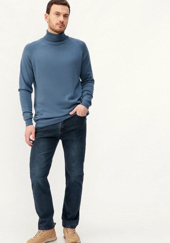 Джемпер вязаный с высокой горловиной шир.  580, рис. 9