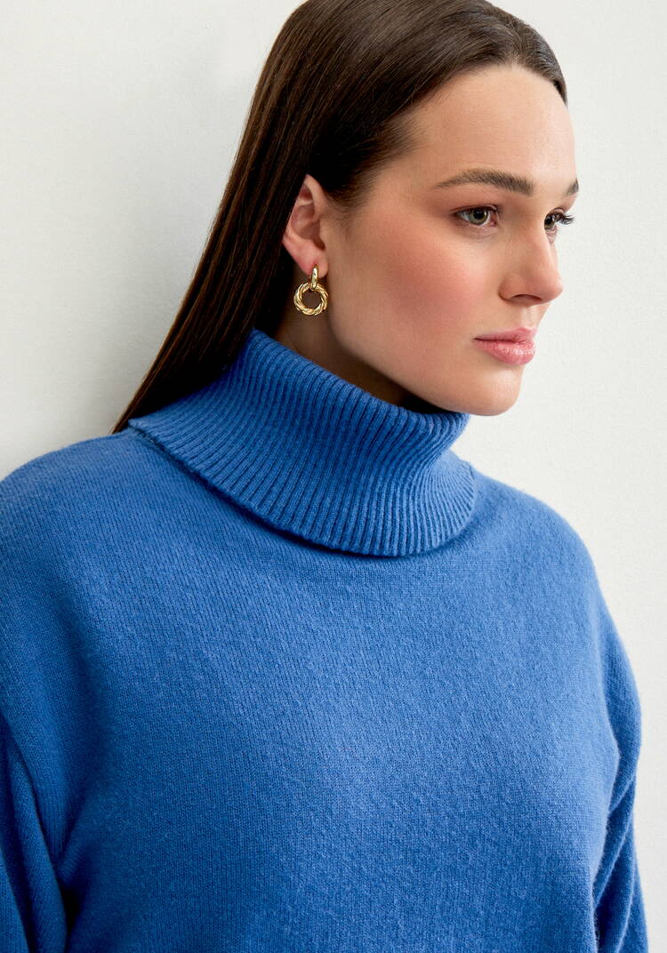 Свитер с объемным воротом шир.  750, рис. 28