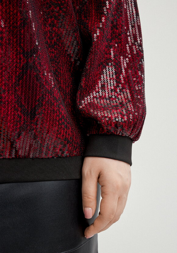 Бомбер с пайетками на подкладке шир.  580, рис. 24