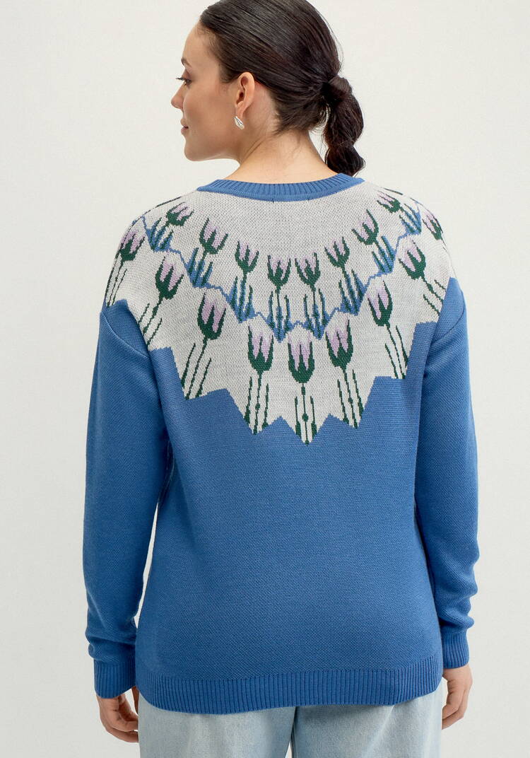 Джемпер с цветочным рисунком по горловине шир.  750, рис. 9