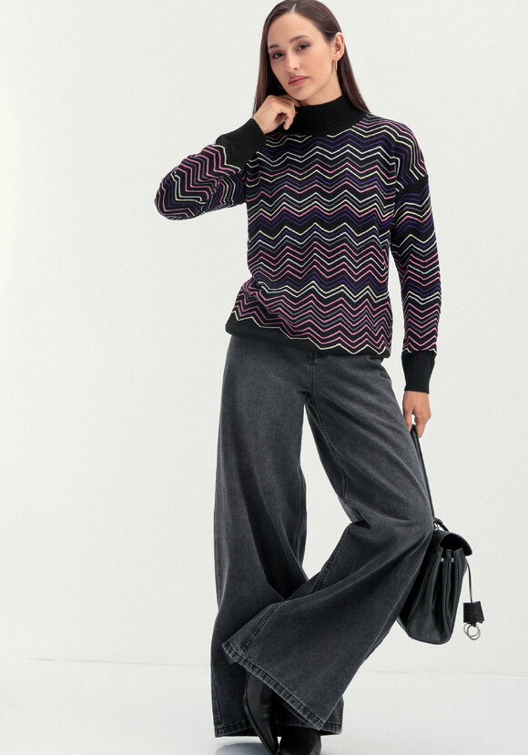 Свитер с высоким горлом и принтом зигзаг шир.  580, рис. 4