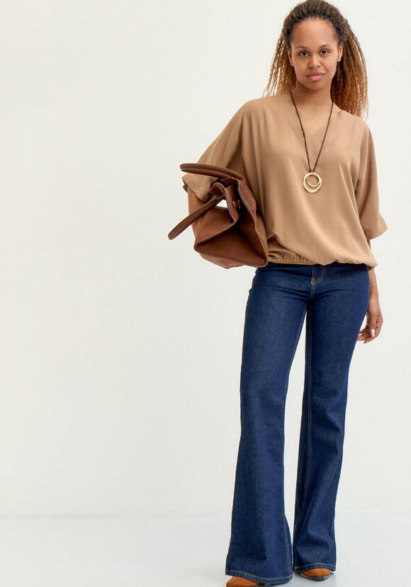 Блуза с кулоном свободного кроя шир.  580, рис. 2