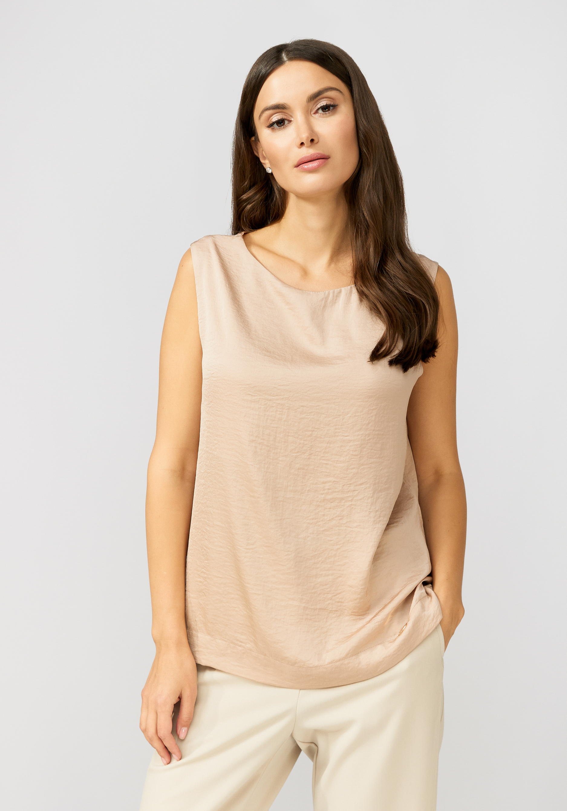 Блуза с комбинированной спинкой 2599₽