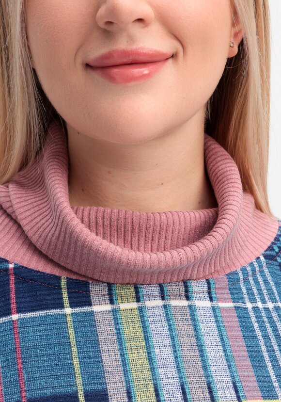 Пончо Сиенна шир.  580, рис. 11