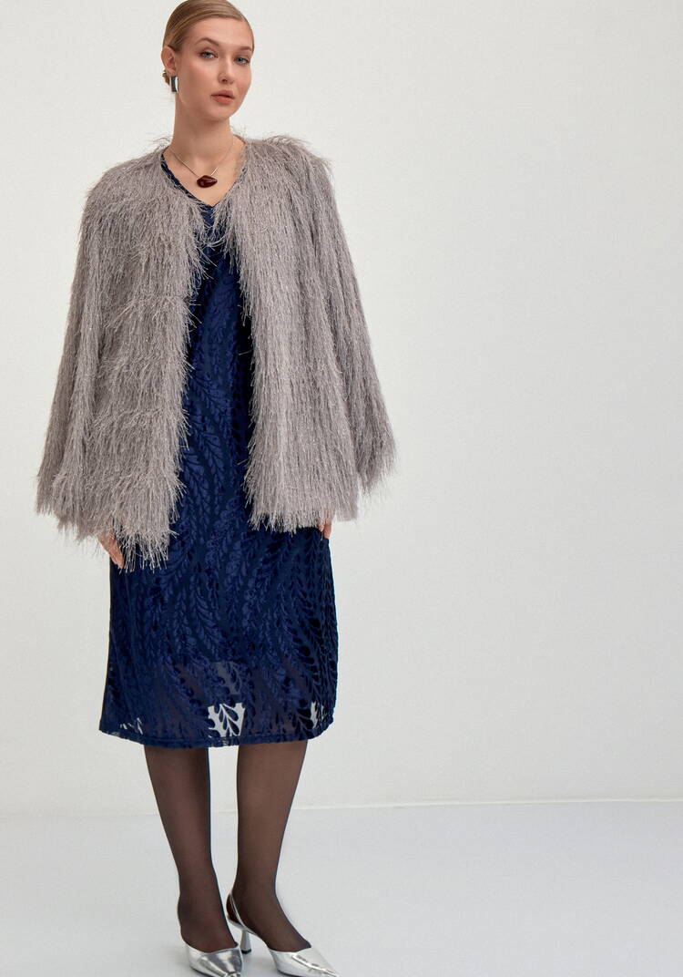 Жакет из ткани с блестящим ворсом шир.  750, рис. 16