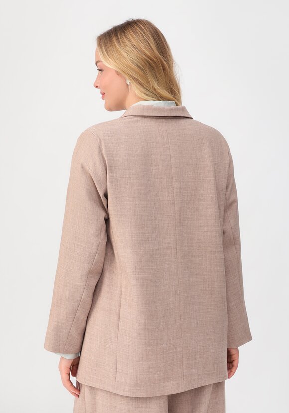 Пиджак однобортный на пуговицах шир.  580, рис. 15