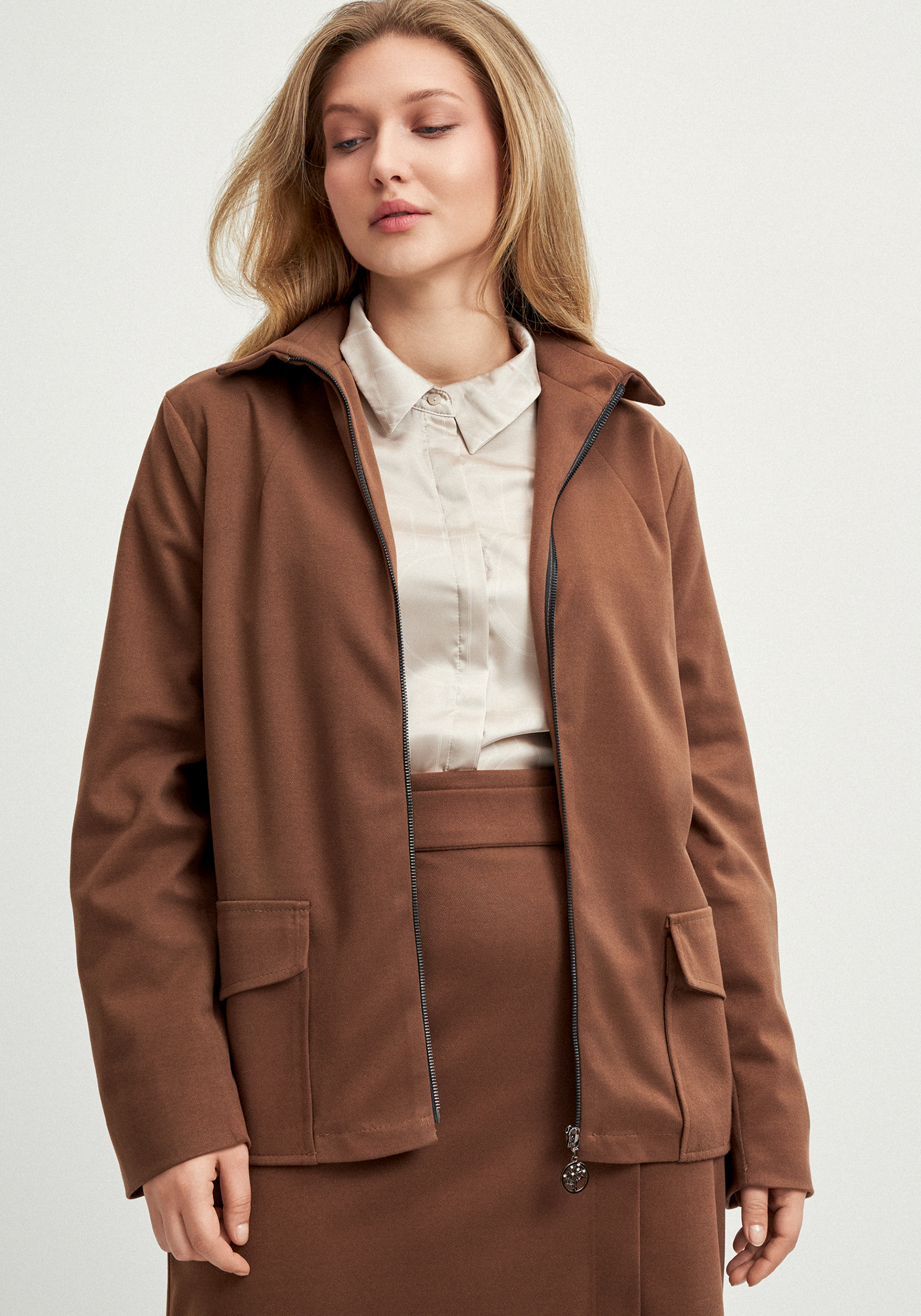 Жакет из экозамши на молнии