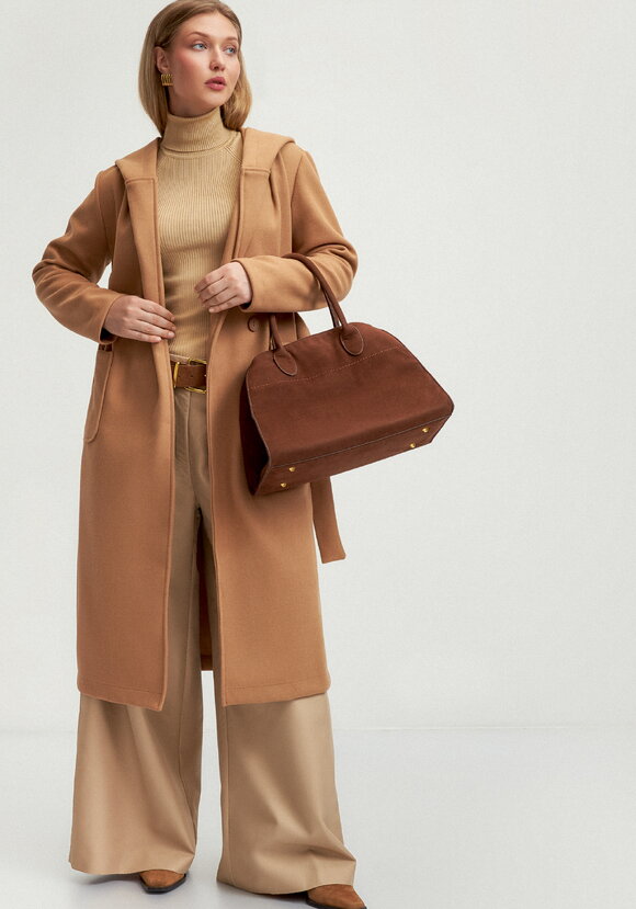 Пальто удлиненное на запах с разрезами шир.  580, рис. 9