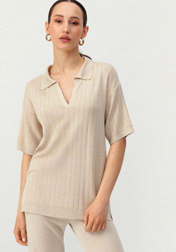 Поло удлиненное с вертикальной полосой шир.  580, рис. 4