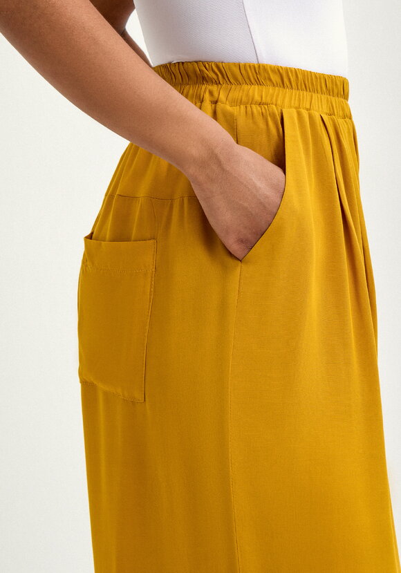 Брюки свободного кроя на резинке по низу шир.  580, рис. 13