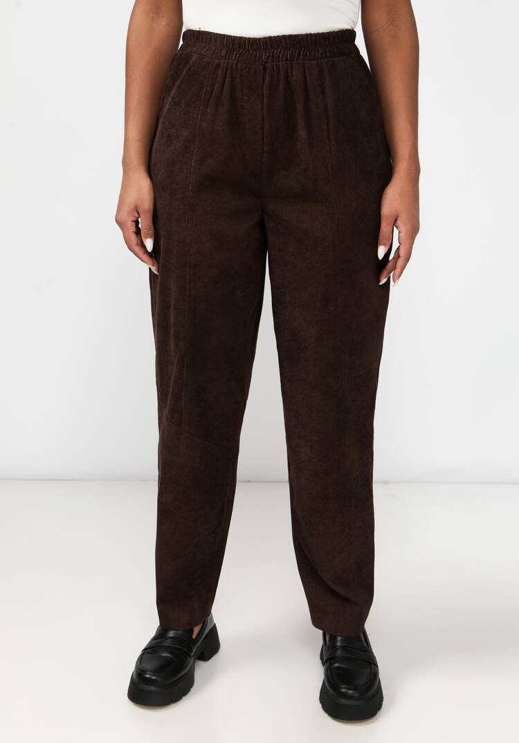 Брюки из микровельвета с рельефами шир.  750, рис. 10