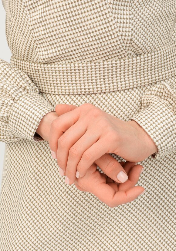 Платье с воротником свободного кроя шир.  580, рис. 9