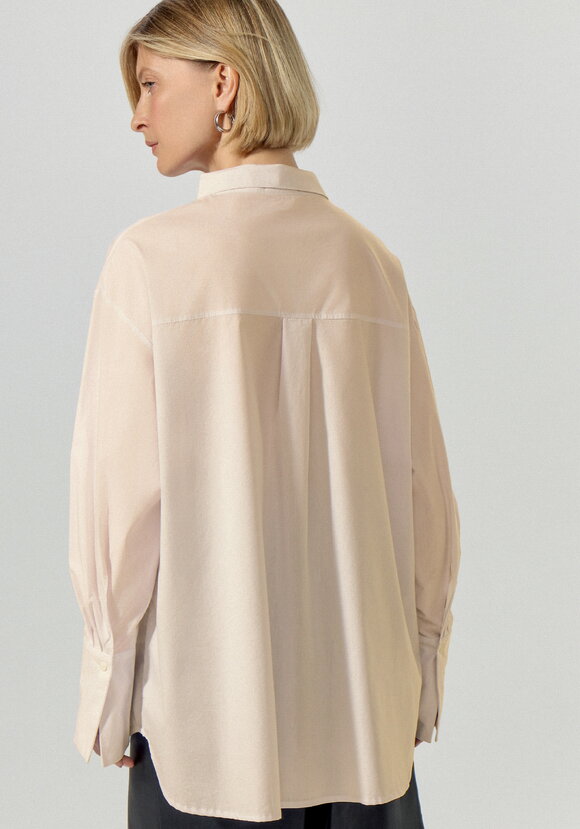 Рубашка с объемным манжетом Милена шир.  580, рис. 17