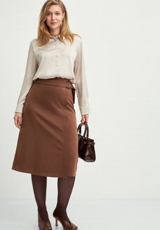 Юбка прямая с пряжкой