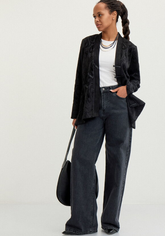 Кардиган из жаккардового трикотажа шир.  580, рис. 11