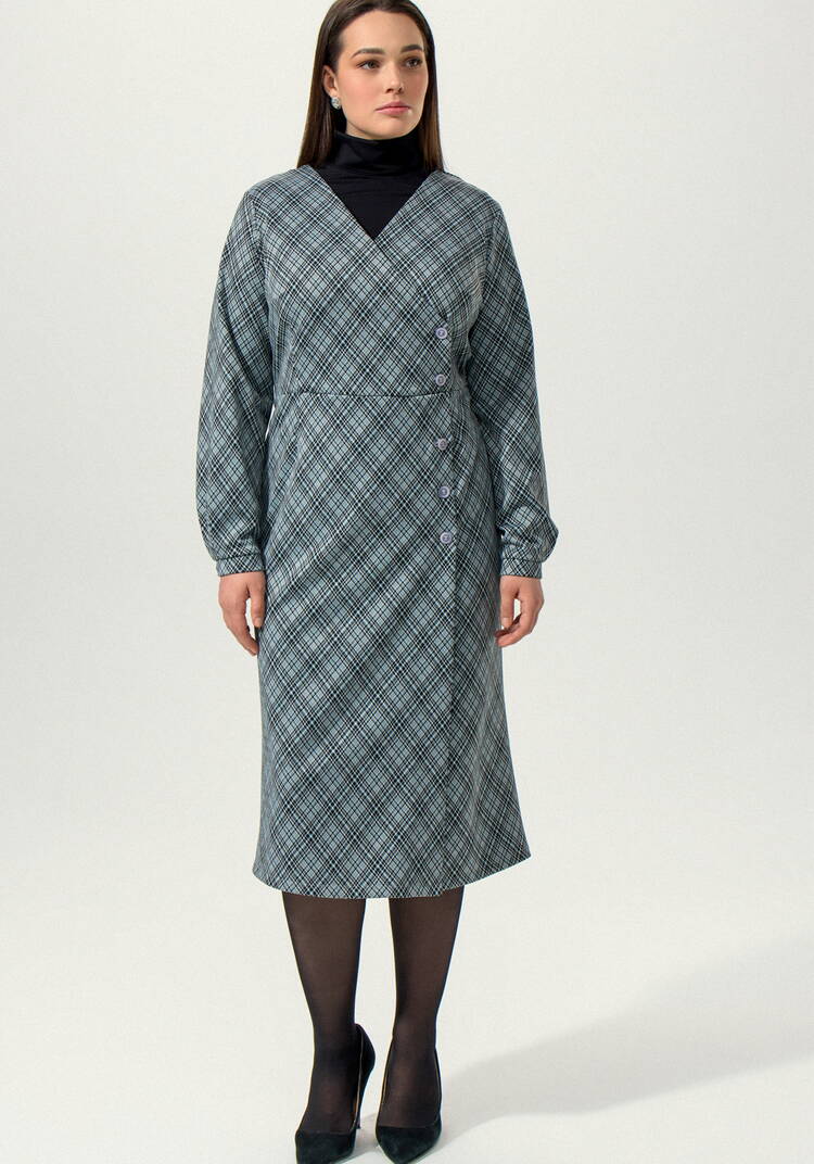 Платье в клетку прямого кроя на запах шир.  750, рис. 10