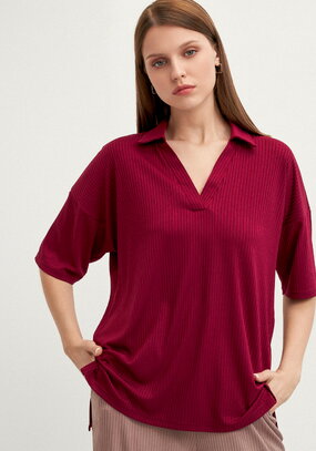 Поло с отложным воротником в рубчик