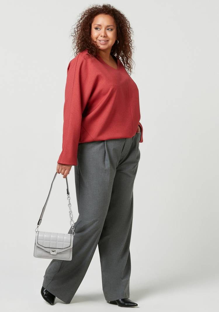 Блуза с V-образным вырезом и длинным рукавом шир.  750, рис. 9