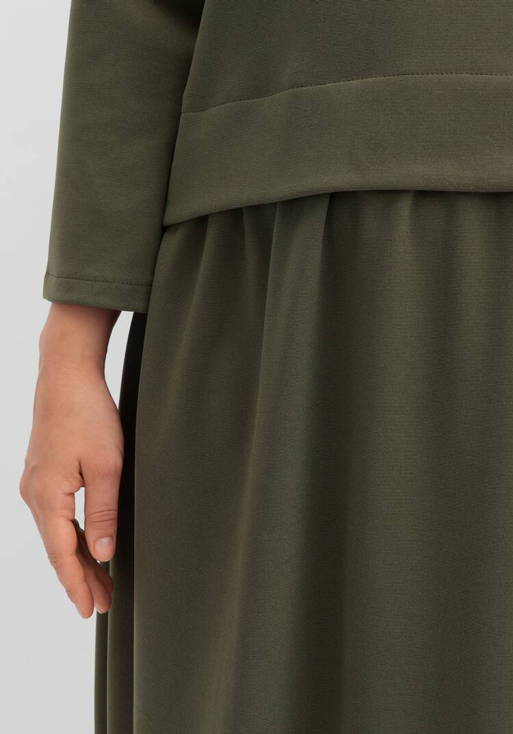 Платье с отрезной кокеткой-обманкой шир.  750, рис. 7