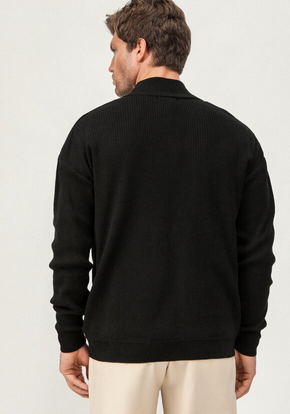 Жакет с воротником-стойкой шир.  580, рис. 11